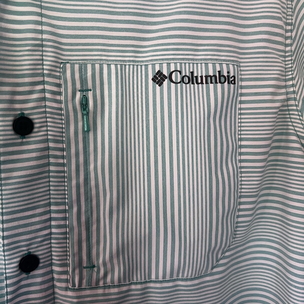 Columbia Green Casual Omnishade Button Down Shirt Lightweight - Picture 2 of 6